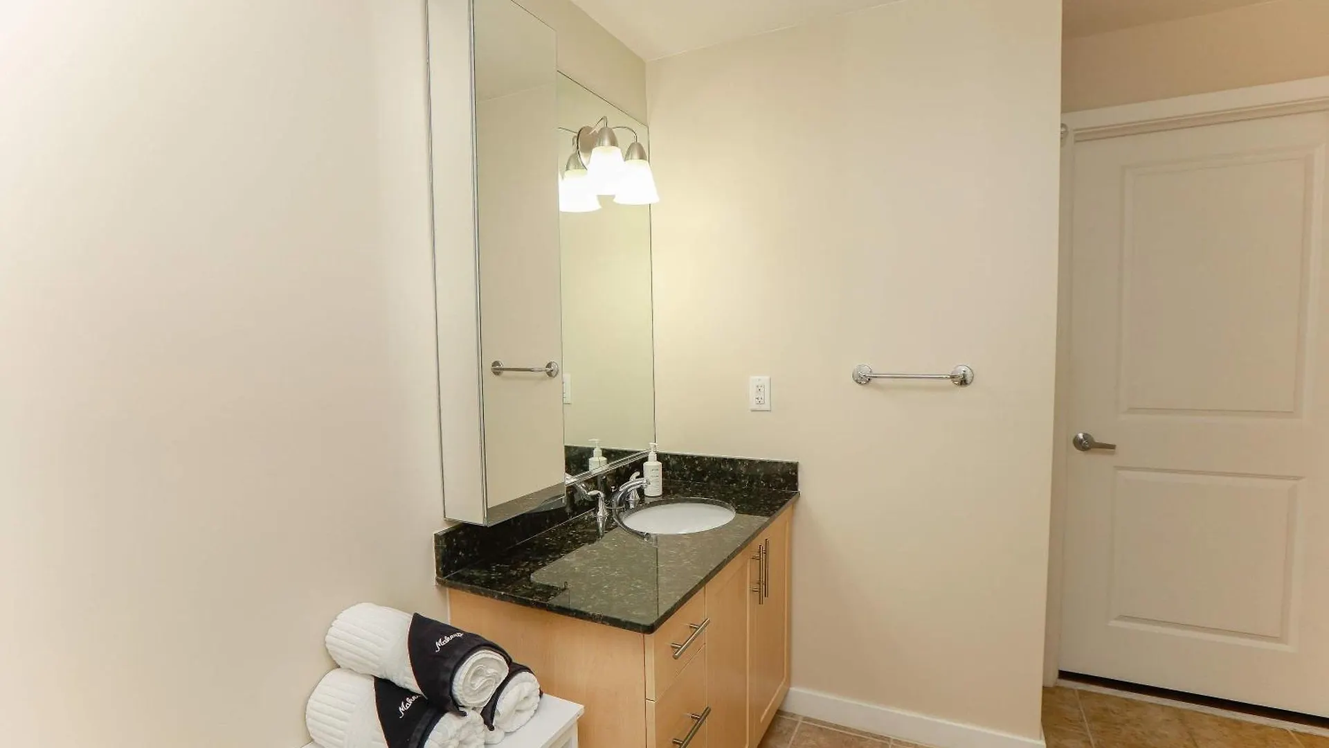 Sojourn'S Sanctuary Condo Vitamin Sea Sleeps 6 Virginia Beach Vakantiehuis
